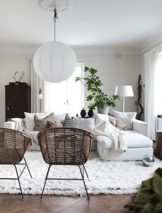 Stor rispapirlampe i hvid